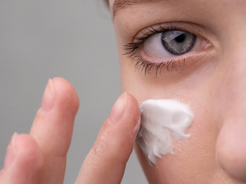 Tratamientos estéticos para las arrugas bajo los ojos